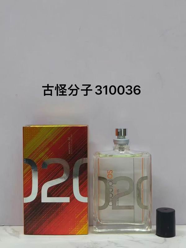 Escentric Molecules perfume 10